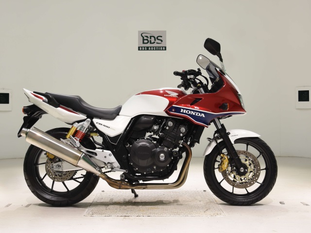 Honda CB400SFVA 2015