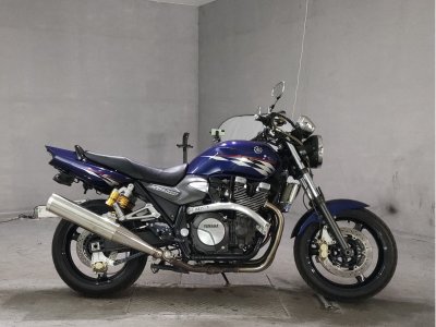 Yamaha XJR1300 2010