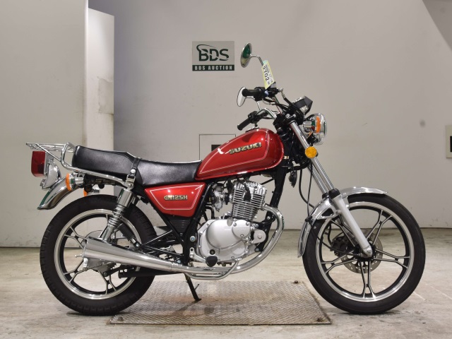 Suzuki GN125H