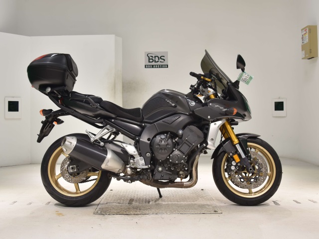 Yamaha FZ1 FAZER 2013