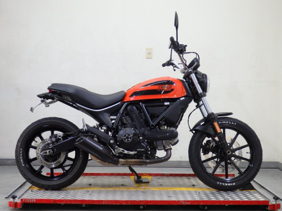 Ducati ﾄﾞｶﾃｨｽｸﾗﾝﾌﾞﾗSIXTY2 2017