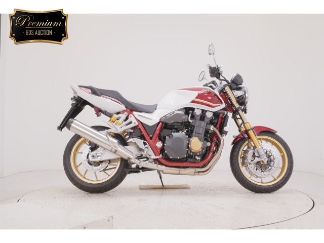 Honda CB1300SF 2024