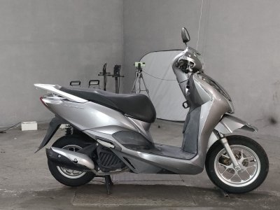 Honda LEAD125 2018