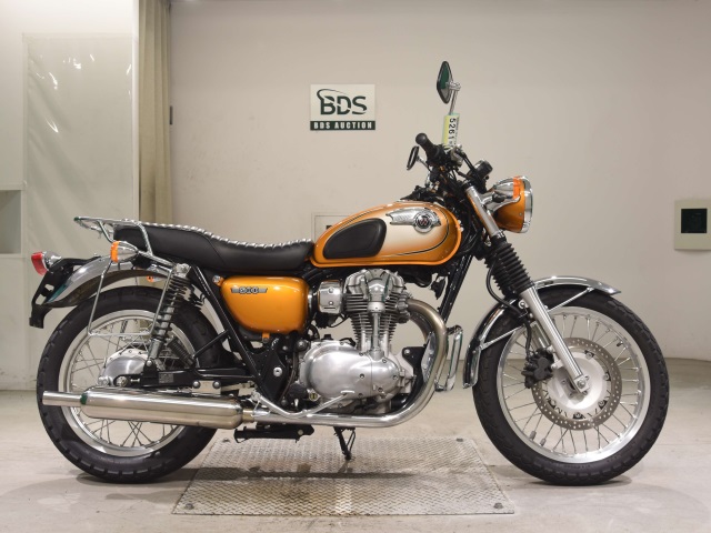 Kawasaki W800 2011