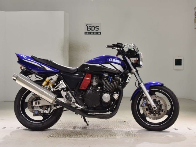 Yamaha XJR400 2002