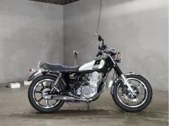 Yamaha SR400 2016