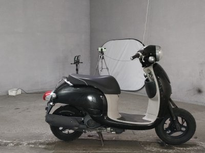 Honda GIORNO 2011