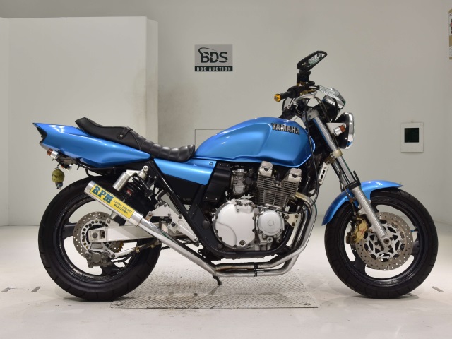 Yamaha XJR400 2000