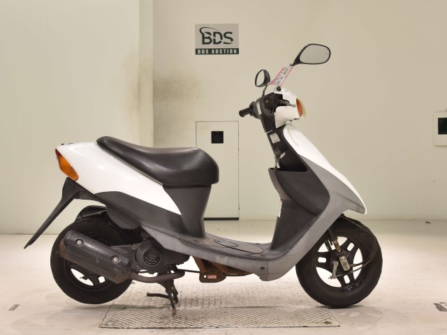 Suzuki LETS2