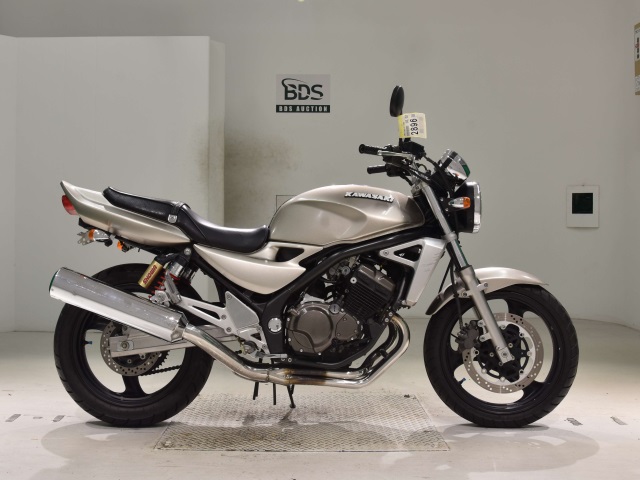 Kawasaki BALIUS ZR250 2005