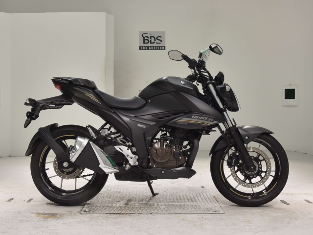 Suzuki GIXXER250