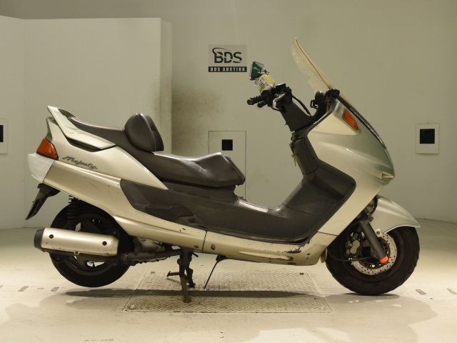 Yamaha MAJESTY 250