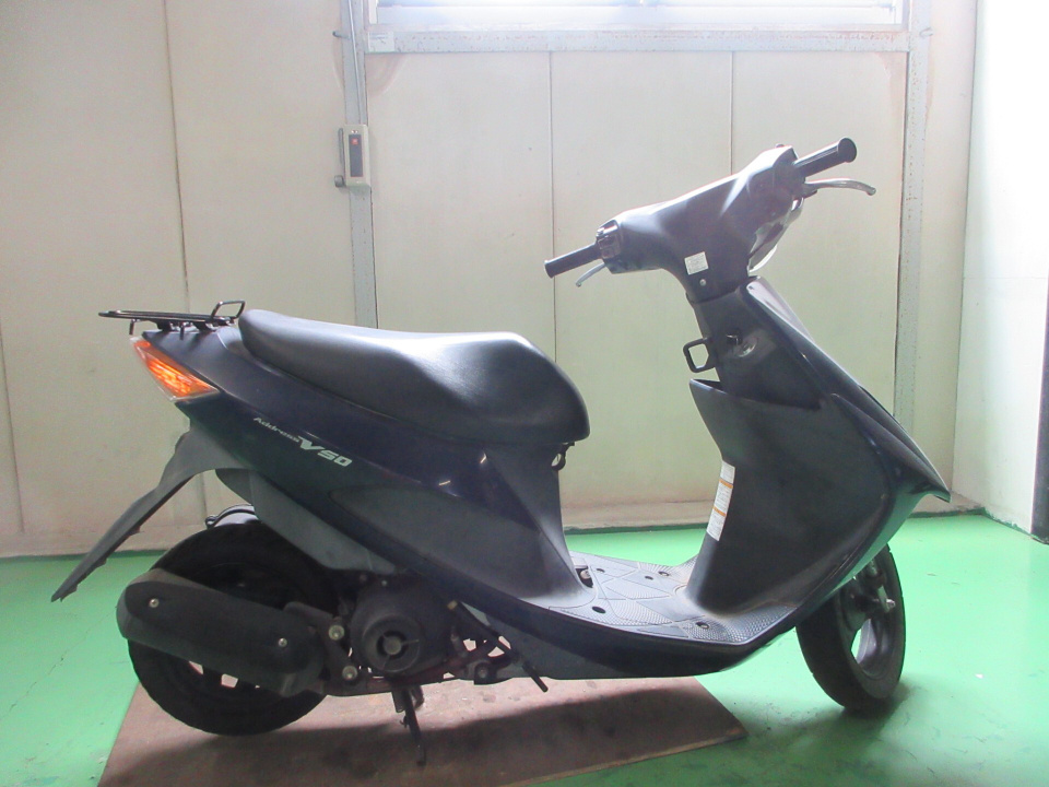 Suzuki ADDRESS V50