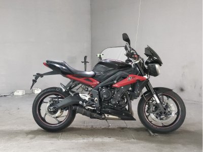 Triumph STREET TRIPLE R 2014