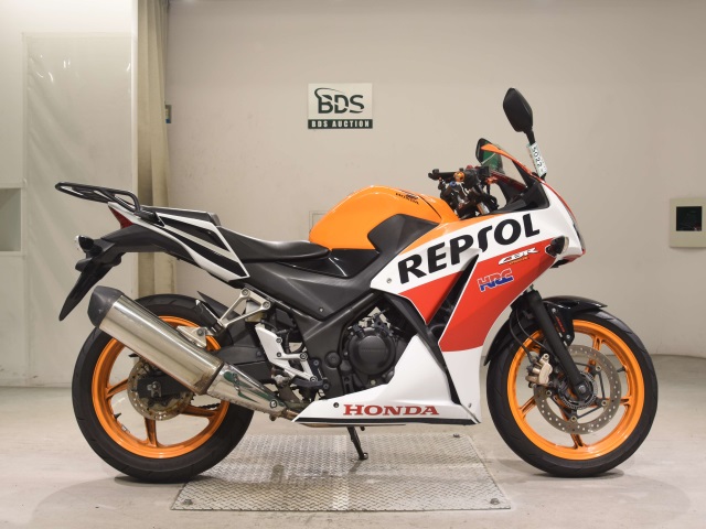 Honda CBR250RA 2015