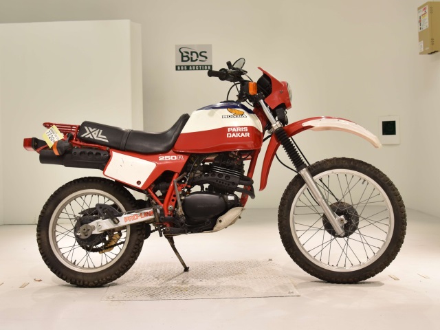 Honda XL250R PARIS-DAKAR 1982