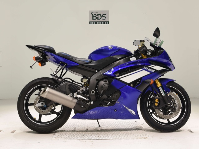 Yamaha YZF-R6 2021