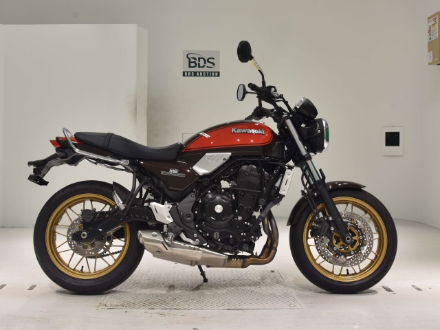Kawasaki Z650RS 2022