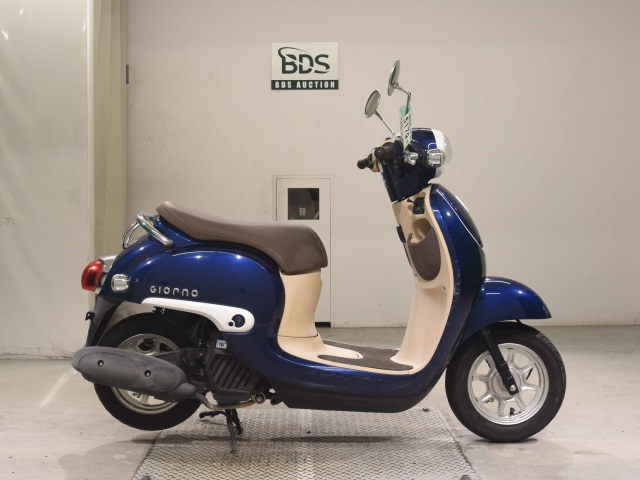 Honda GIORNO 2016