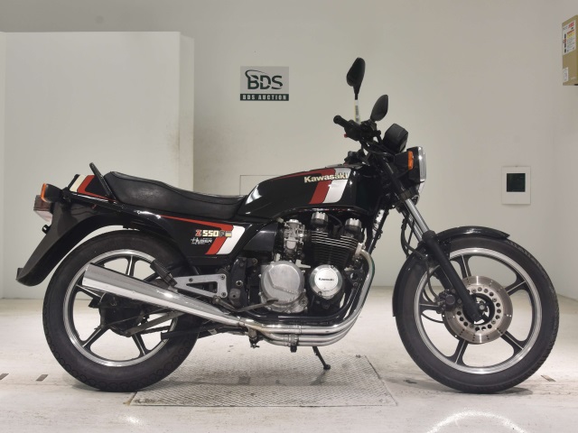 Kawasaki Z550FX 2024