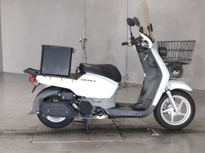 Honda CC50 CROSSCUB 2018