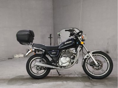 Suzuki GN125 2003