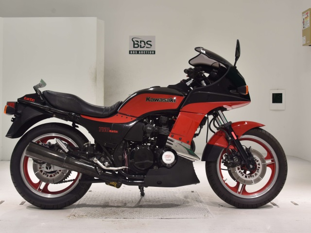 Kawasaki GPZ750 TURBO 2010