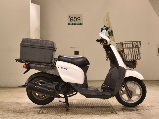 Yamaha GEAR 2011