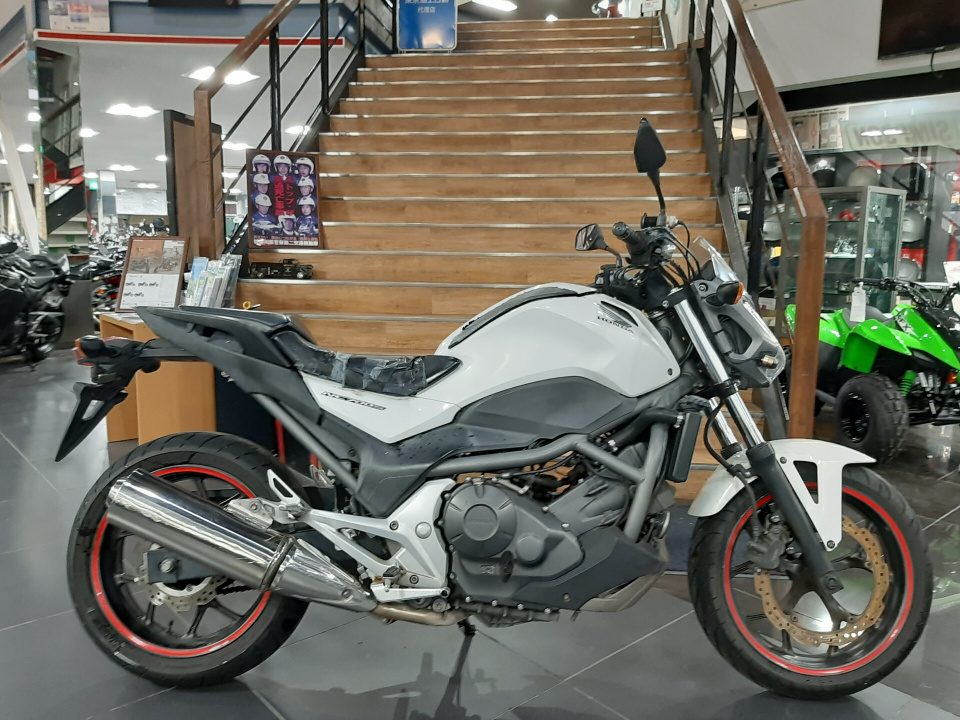 Honda NC700S 2012