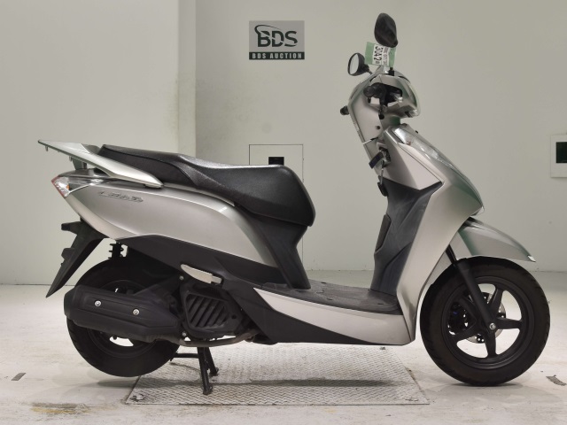 Honda LEAD125 2015