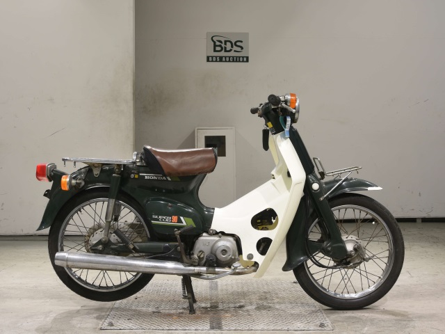Honda C90 1987