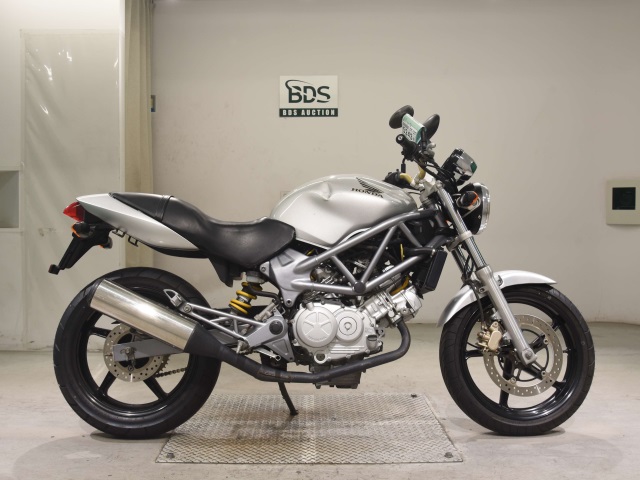 Honda VTR250 2003