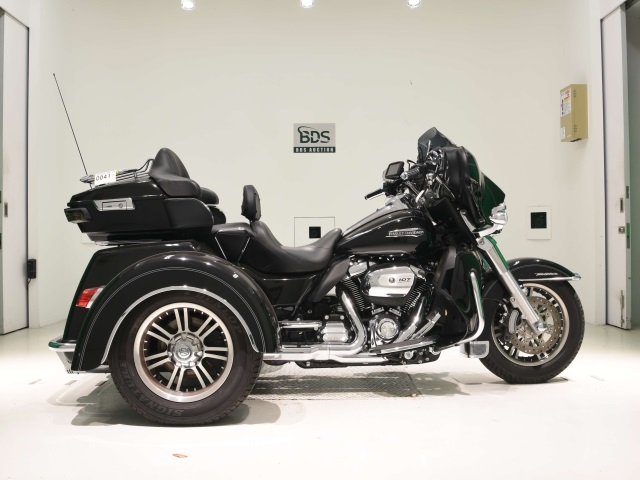 HD ELECTRA GLIDE FLHTCU1750 TRIKE 2017