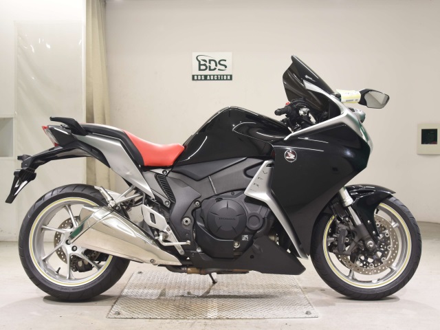Honda VFR1200F 2011