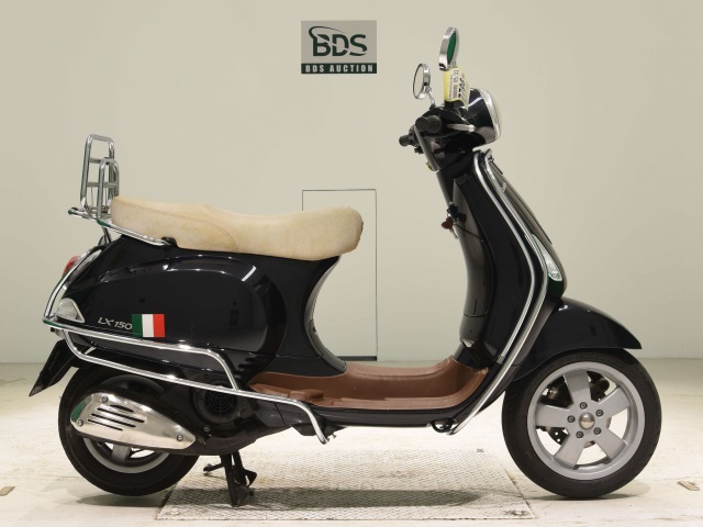 Vespa LX150