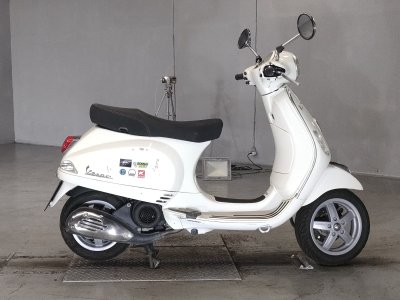 Vespa LX125IE