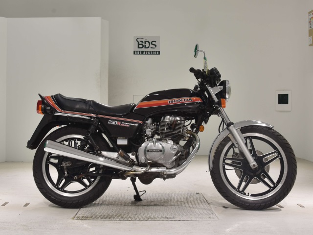 Honda CB250N 1981