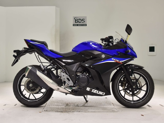 Suzuki GSX250R