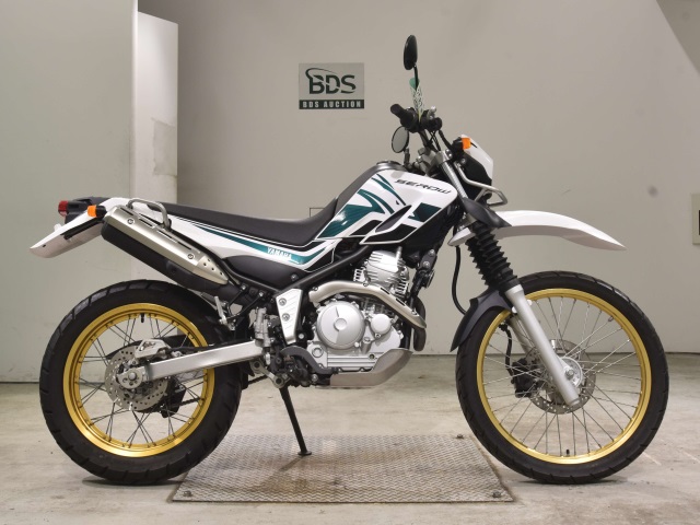 Yamaha SEROW XT250 2012