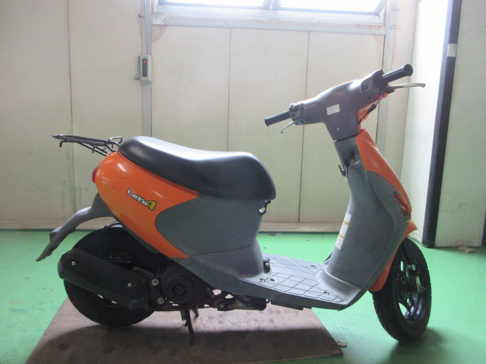 Suzuki LETS4