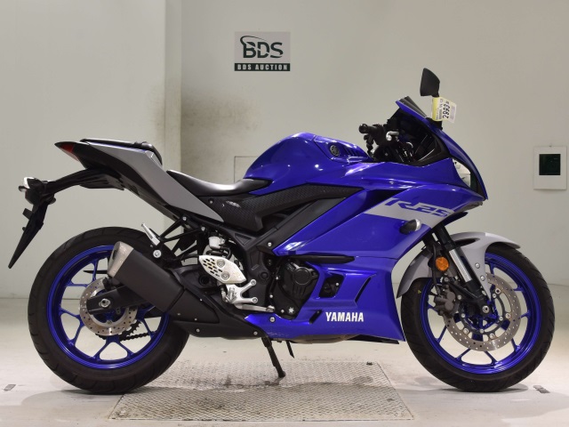 Yamaha YZF-R25 2020