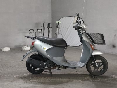Suzuki LETS4