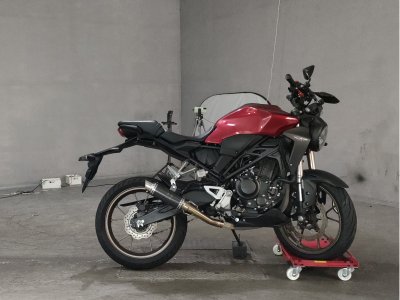 Honda CB250R 2019