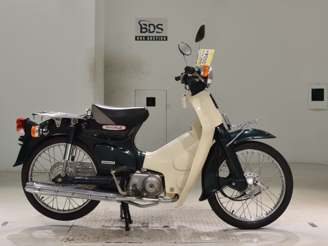 Honda C50 2005