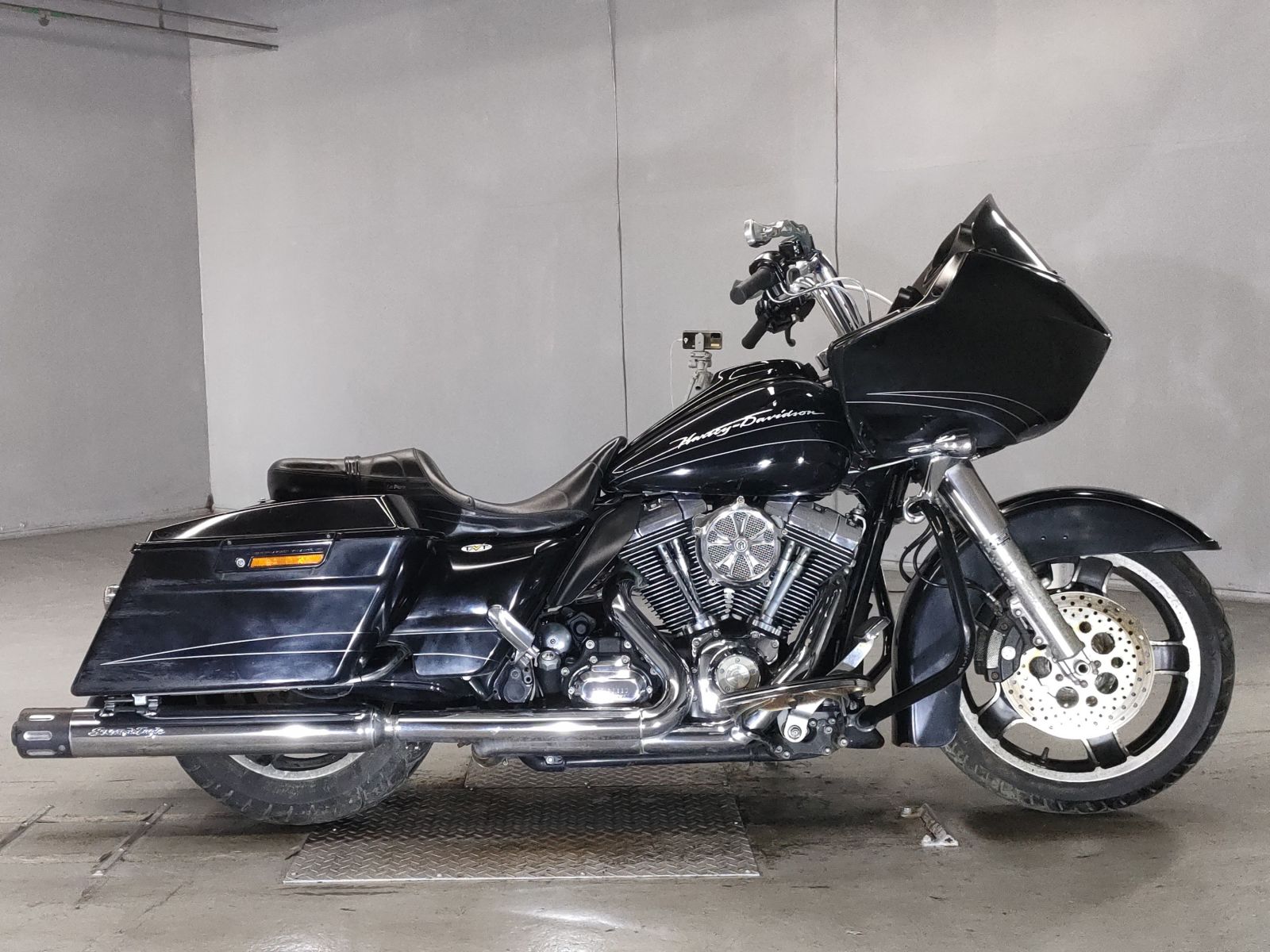 HD ROAD GLIDE FLTRX1580 2011