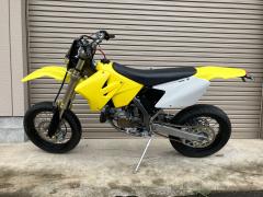 Suzuki RM125
