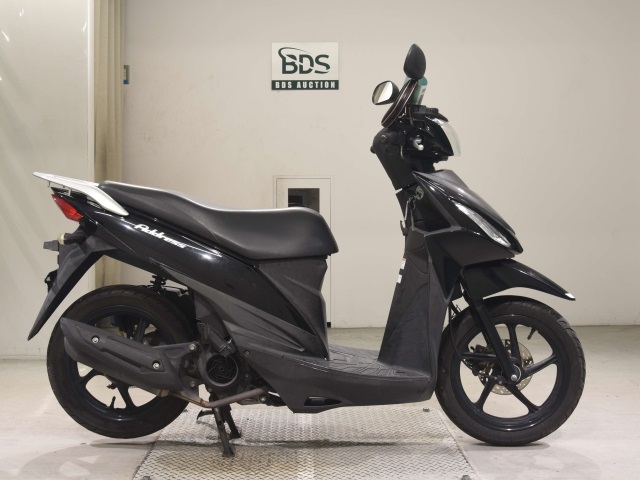 Suzuki ADDRESS V110