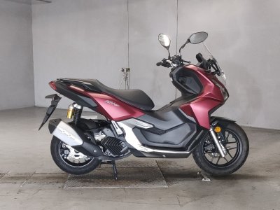 Honda ADV 160 2023
