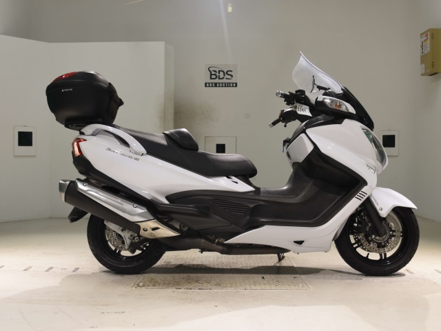 Suzuki SKYWAVE 650LX 2017