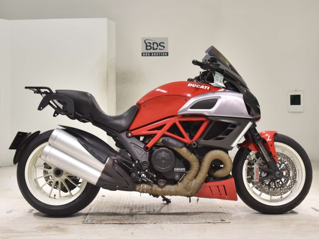Ducati DIAVEL 2015